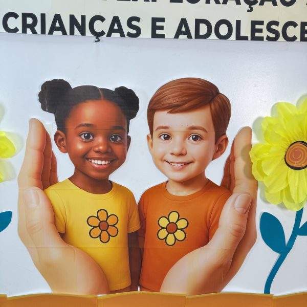 Painel Faça Bonito – 18 de Maio flores - Image 6