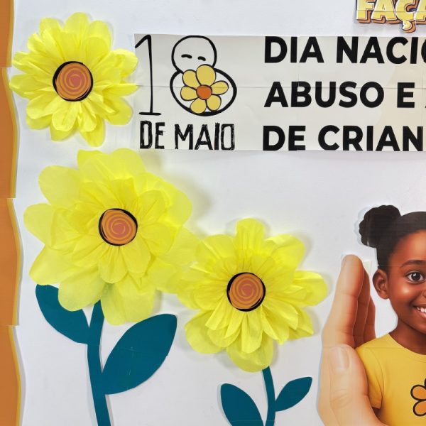 Painel Faça Bonito – 18 de Maio flores - Image 4