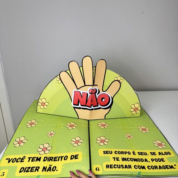 Livro Gigante Faça Bonito – Pop-up interativo - Image 5