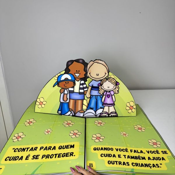 Livro Gigante Faça Bonito – Pop-up interativo - Image 6