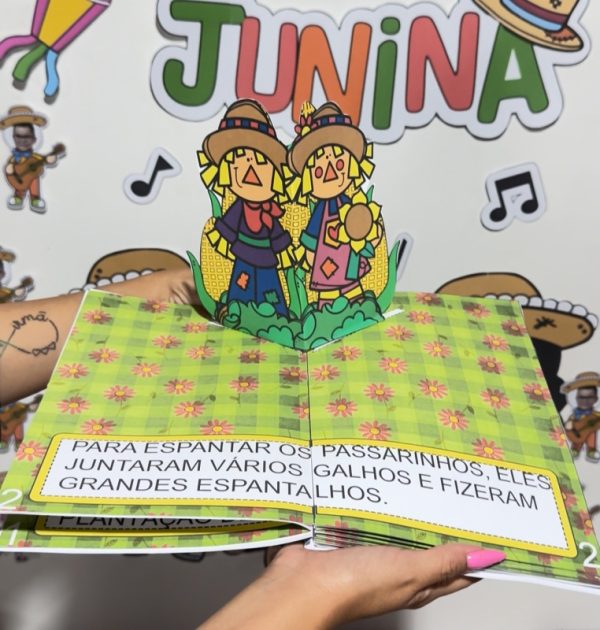 Livro Pop-up “Um Conto Junino” - Image 2