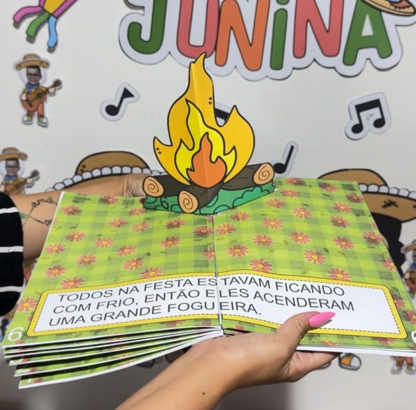 Livro Pop-up “Um Conto Junino” - Image 3