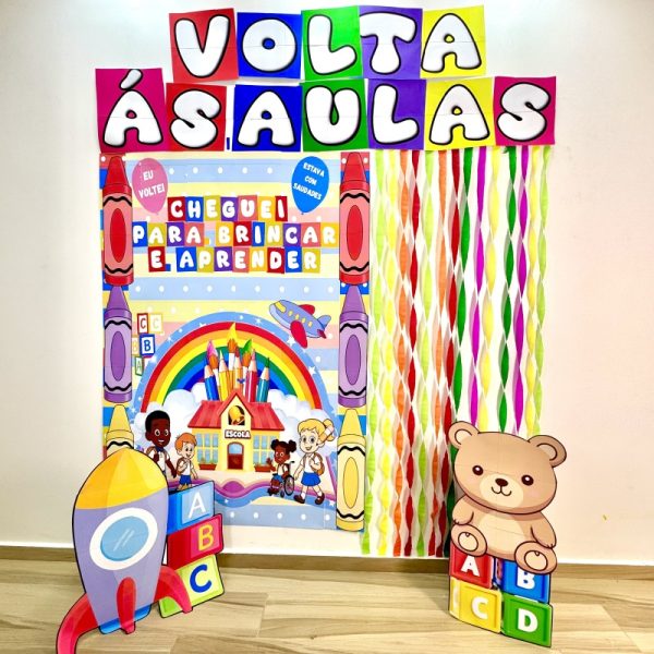 PAINEL Volta às aulas com muito encanto!
